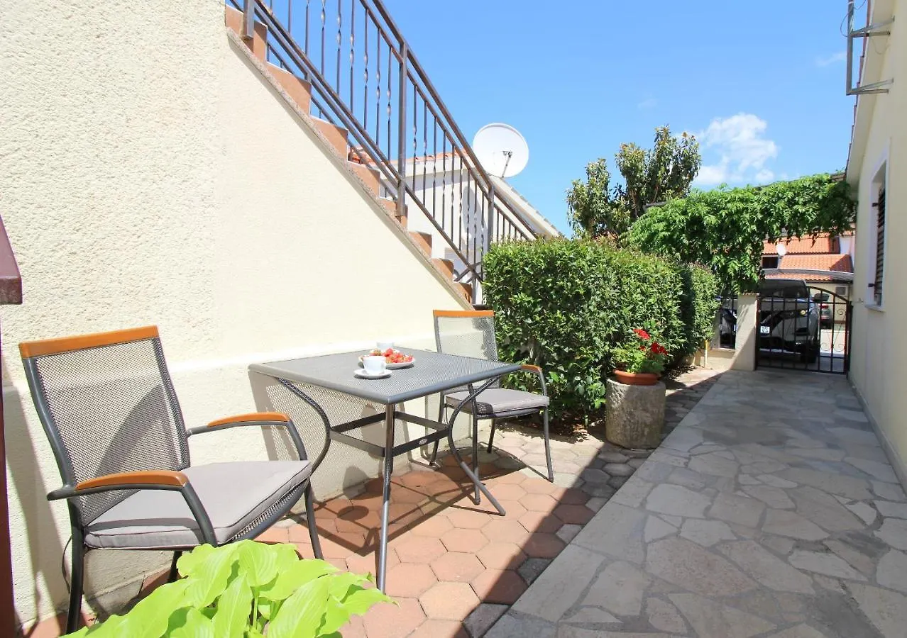 Apartments Andrea Near Beach Poreč